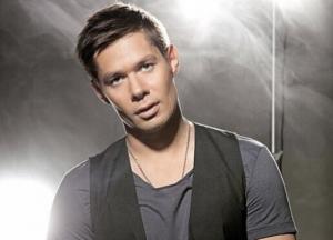 "Мне кушать нечего": отец популярного певца из РФ живет в нищете