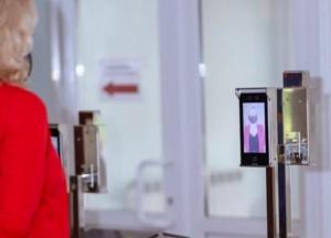 Киев тестирует систему пропуска в школу "оплата лицом"