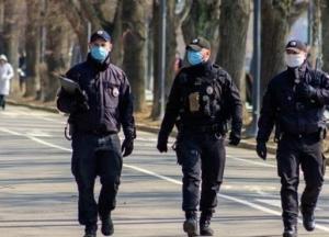 На доплаты силовикам и медикам выделили почти одинаковые суммы