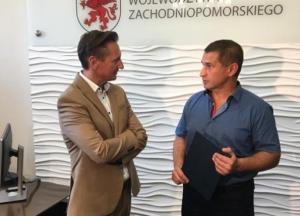 В Польше наградили украинца за спасение людей во время ДТП