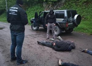 В Киеве задержали группировку, которая переправляла через границу нелегалов (фото)