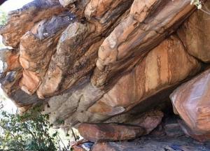 Ученые обнаружили загадочный наскальный рисунок, которому 17,5 тыс. лет (фото)