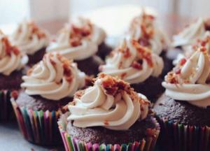 Медики выяснили, какие болезни провоцирует любовь к сладкому