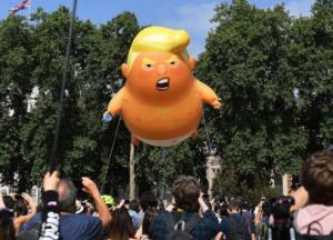 Музей Лондона хочет приобрести надувного "разгневанного младенца Трампа"