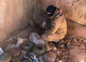 СБУ обнаружила тайник с противотанковыми минами