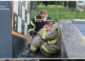 Працювали під обстрілами: у Києві загинули троє надзвичайників, ще 14 поранені, є важкі (фото, відео)