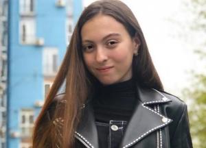 Маша Полякова снялась с разбитым носом (фото)