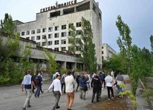 В Чернобыль туристов будут возить катерами