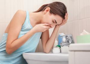 Медики рассказали, о каких опасных заболеваниях свидетельствует тошнота