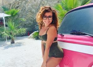 Жена Монатика устроила пляжную фотосессию с экс-супругой и дочкой Потапа (фото)