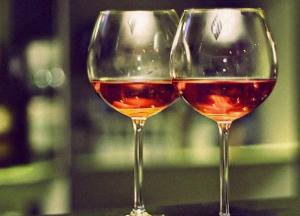 Ученые рассказали о пользе употребления алкоголя для здоровья 