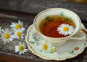 Медики рассказали об опасности употребления горячего чая для здоровья