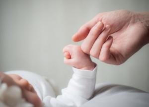 Новогоднее чудо: близнецы родились в разные годы (фото)