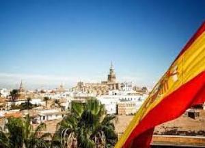 Испания открывает границы для вакцинированных туристов