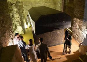 Ученые обнаружили таинственный саркофаг времен Христа с неизвестной женщиной (фото)