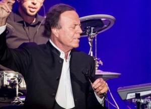 Хулио Иглесиасу присудили еще одного сына: дело длилось 30 лет