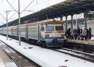 "Укрзализныця" с 24 декабря запускает два поезда в Карпаты