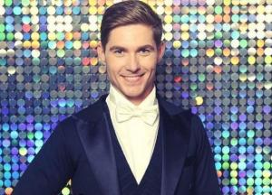 Не партнерша: Остапчука застукали за поцелуями с участницей Танцев со звездами