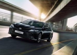 Рада закупит авто Toyota Camry на 12,6 млн грн