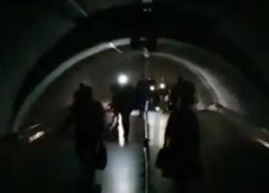 У київському метро зникла електрика (відео)