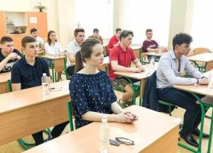 Минобразования вывело конкурсные баллы для абитуриентов