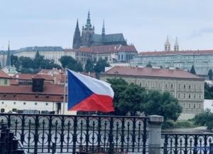 В Чехии отменяют ограничения для непривитых от коронавируса