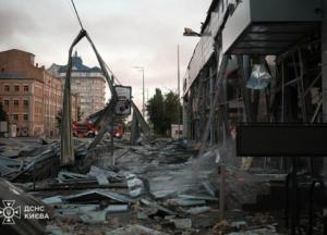 У Києві знову зросла кількість загиблих, зруйновано десятки будинків: усі подробиці, фото та відео