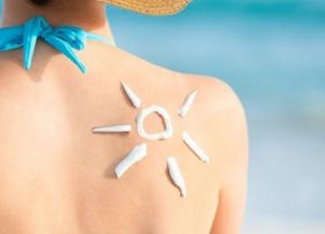 Впервые в мире: ​тихоокеанское государство запретило солнцезащитные кремы