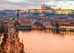 Чехия отказалась от "женских" фамилий