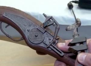 Пистолет возрастом в 500 лет: находка несколько веков лежала среди камней в горах