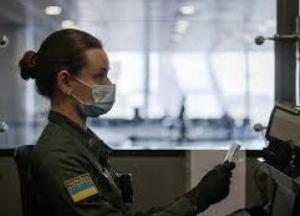 Украина значительно сократила список стран "красной" зоны