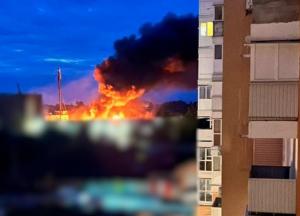 У Ніжині влучання у пивзавод, "Нову пошту" та багатоповерхівки, горять квартири на 4 поверхах: фото та відео