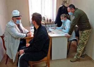 У Хмельницькому чоловік вчинив суїцид під час проходження ВЛК: з’явились страшні подробиці та фото