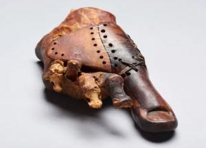 Археологи показали, как выглядел самый древний протез