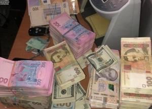 В Украине блокировали сеть по легализации доходов через криптовалюты (фото)