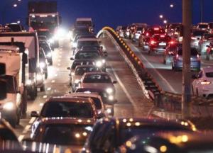 Киев сковали многочисленные вечерние пробки (карта)