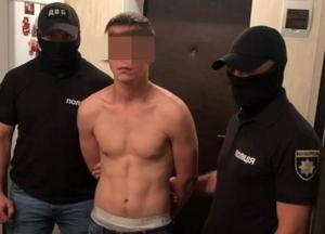 Уголовник несколько месяцев терроризировал киевскую полицейскую