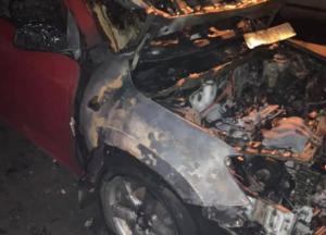 В Киеве сгорел автомобиль соосновательницы организации «Батьки SOS» (фото)