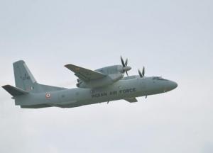 В Индии пропал самолет с 13 людьми на борту