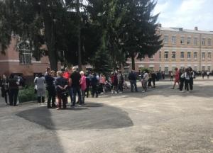 В школе Винницы распылили газ, есть пострадавшие