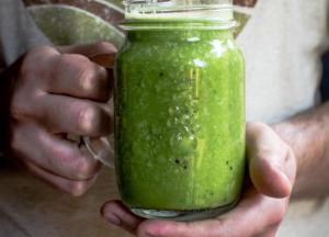 Диетолог пояснила, в чем польза смузи