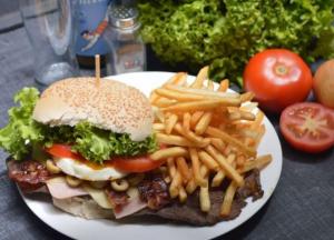 Ученые выявили неожиданную пользу жирной пищи