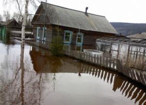 Масштабный потоп в России: затоплены десятки домов (видео)