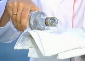 Медики назвали полезные свойства водки