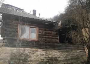 В Закарпатье женщина сожгла дом бывшего сожителя (фото)