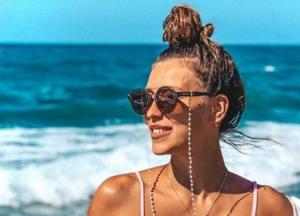 Регина Тодоренко поделилась пляжным снимком (фото)