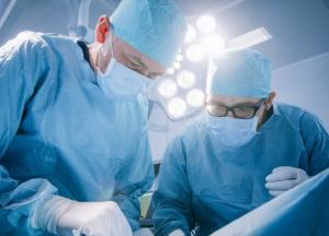 Минздрав планирует в четыре раза увеличить в Украине количество трансплантаций костного мозга