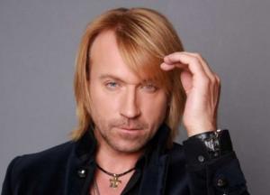 Олег Винник создал собственную коллекцию украшений