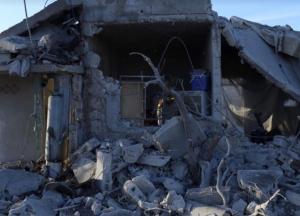 Россия нанесла авиаудар по приюту мирных жителей в Сирии, 16 погибших (видео)