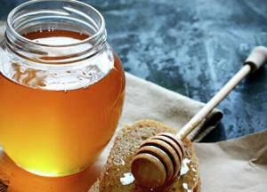 Диетологи опровергли целительные свойства меда